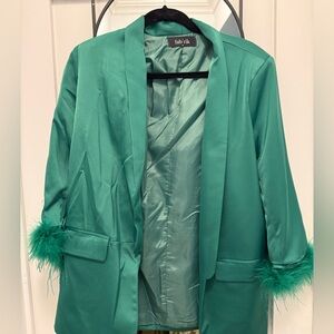 Fab’rik feather sleeve green satin blazer 💚
